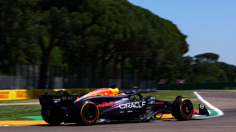 Read more about the article F1, Imola: Max Verstappen egalează recordul lui Ayrton Senna! Oscar Piastri, penalizat cu 3 poziții pe grila de start.