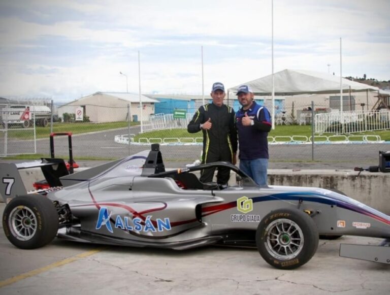 Read more about the article Horia Traian Chiriguț participă în Formula 4 NACAM