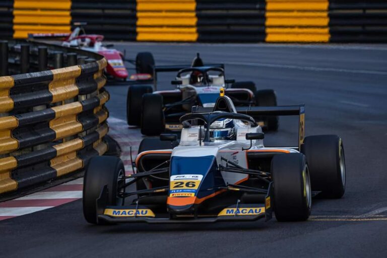 Read more about the article Top 5 pentru Matteo de Palo în Formula Regional World Cup, la Macau Grand Prix