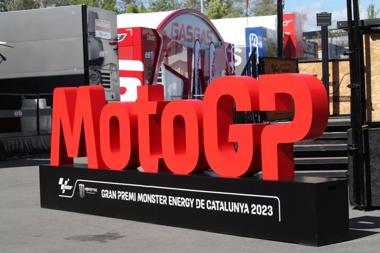 Read more about the article MotoGP va dezvălui un nou logo la Barcelona după finala sezonului