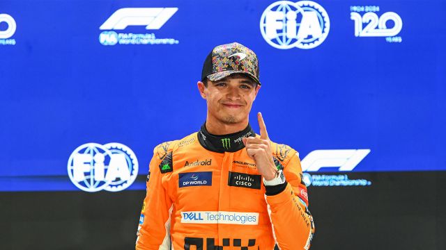 You are currently viewing Formula 1 – Abu Dhabi – Prima Linie blocată de McLaren. Dezastru pentru Ferrari și Leclerc