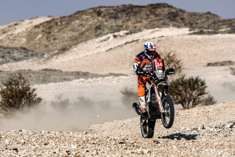 Read more about the article Mani Gyenes încheie Stage 9 în Dakar Rally