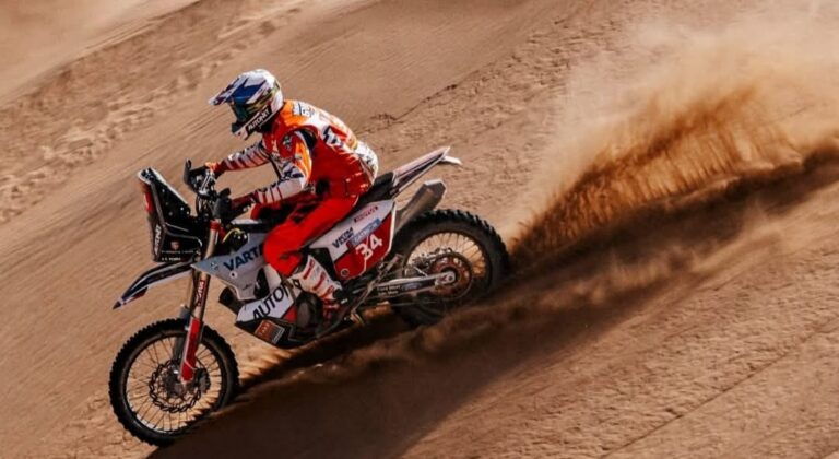 Read more about the article Mani Gyenes încheie Stage 4 în Raliul Dakar