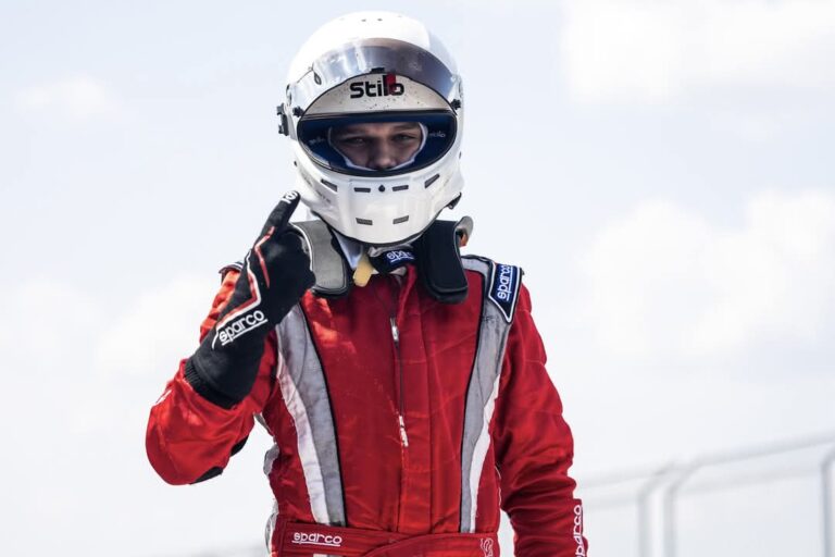 Read more about the article Victor Ionescu revine în Romanian Endurance Series cu o nouă mașină