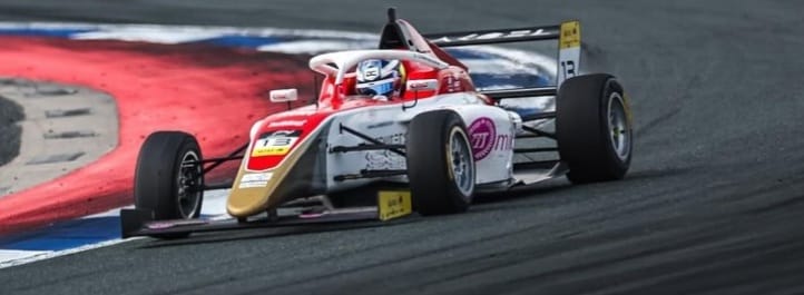 Read more about the article David Cosma Cristofor prezent la etapa 3 din Formula 4 Middle East