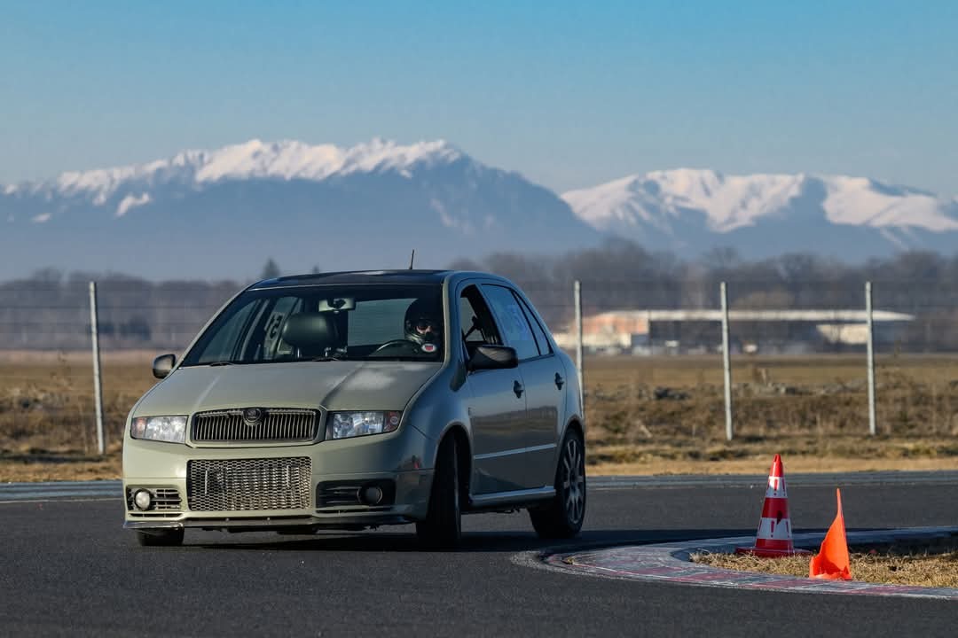 You are currently viewing Primăvara începe cu Hot Lap Competition